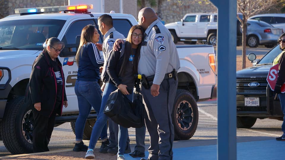 Police Officers Escort Grieving Daughter To School - InspireMore