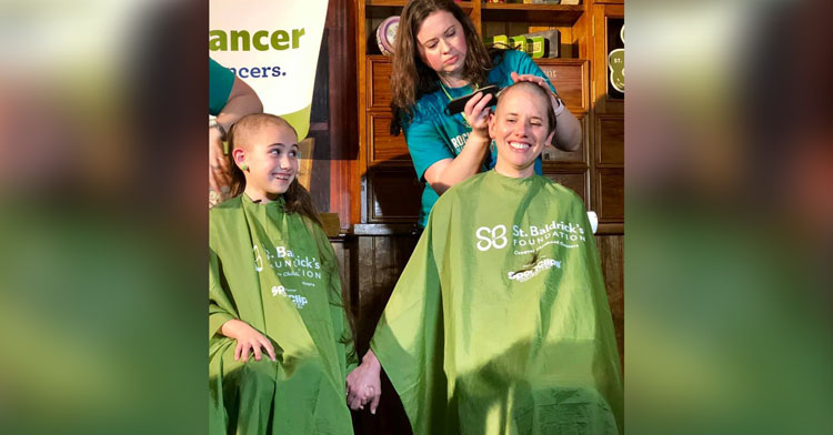 Barber Shaves His Head in Solidarity With Mother Fighting Cancer