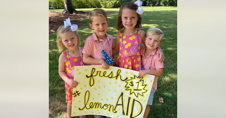 WWSD- Lemonade Stand – The Enriched Stitch