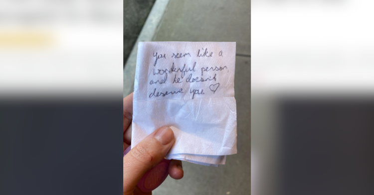 Stranger Hands Note To Woman In The Park… She Bursts Into Tears After ...