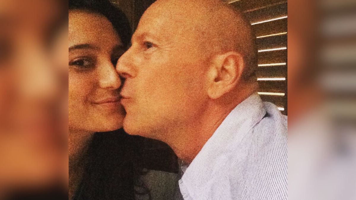 Bruce Willis' Wife Emma Celebrates Their 15th Anniversary With ...