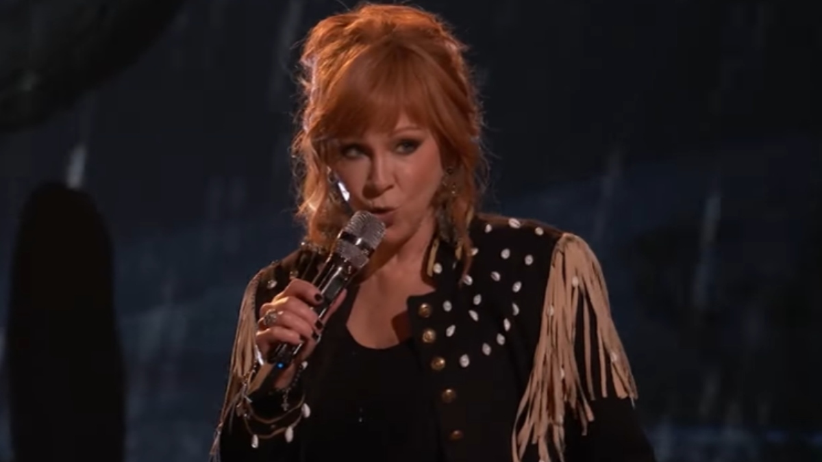 Reba McEntire Debuts Brand New Song On "The Voice" InspireMore