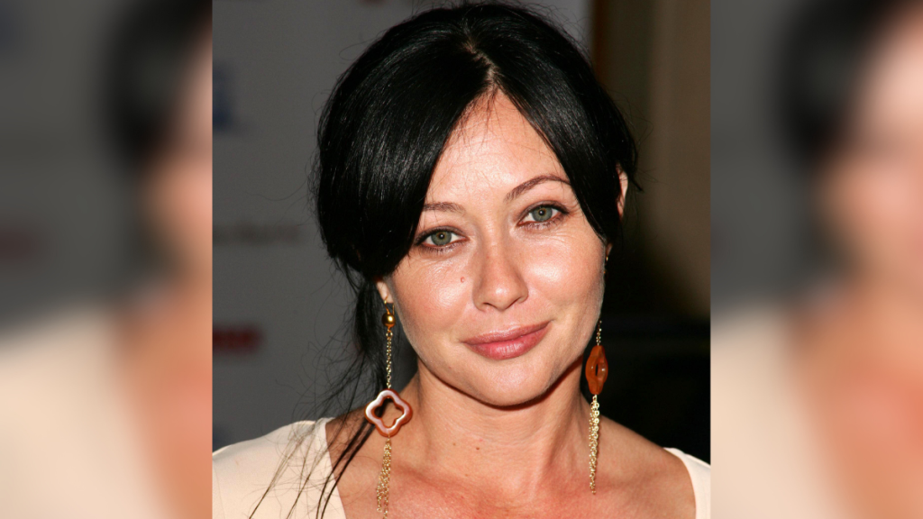 Shannen Doherty Remembered After She Loses Cancer Battle 6585