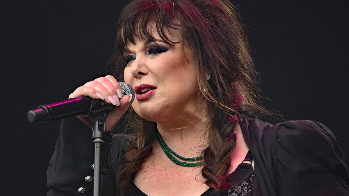 Fans Send Love To Heart's Ann Wilson After Her Cancer Diagnosis 