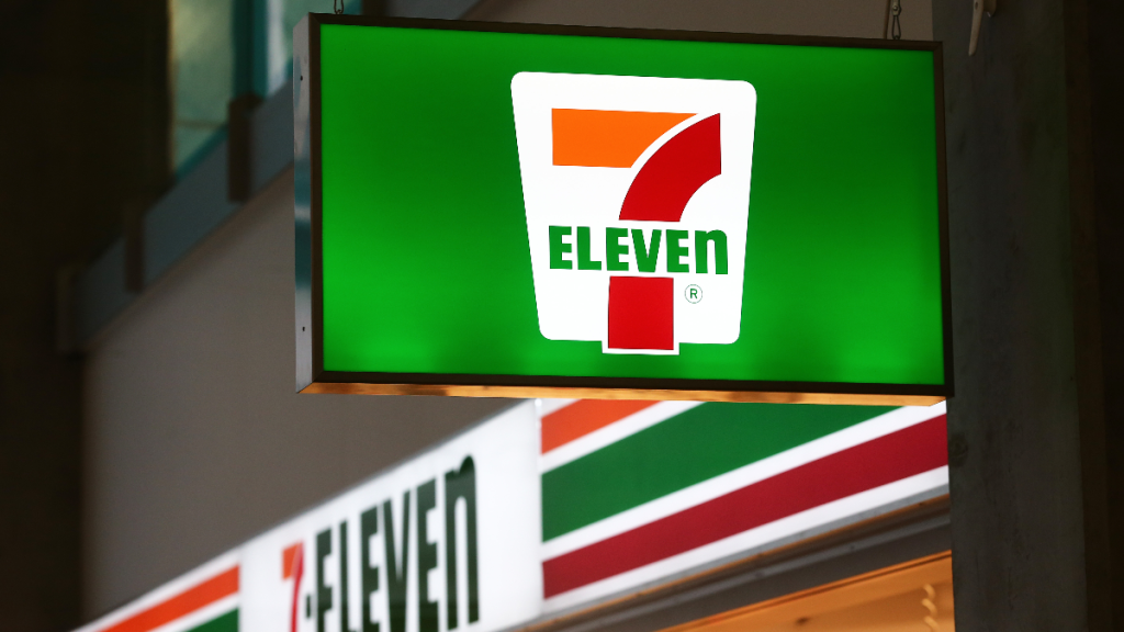 7-Eleven Fall