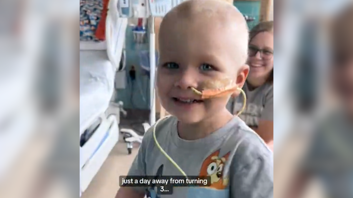 Hospitalized little boy’s sweet and unique birthday wish comes true – InspireMore