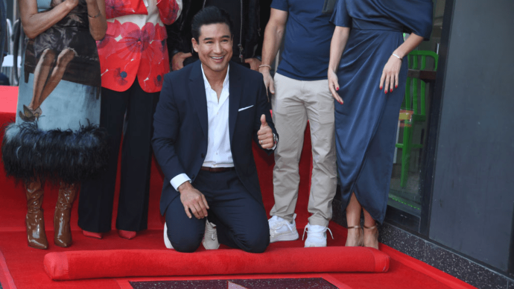 Mario Lopez Family