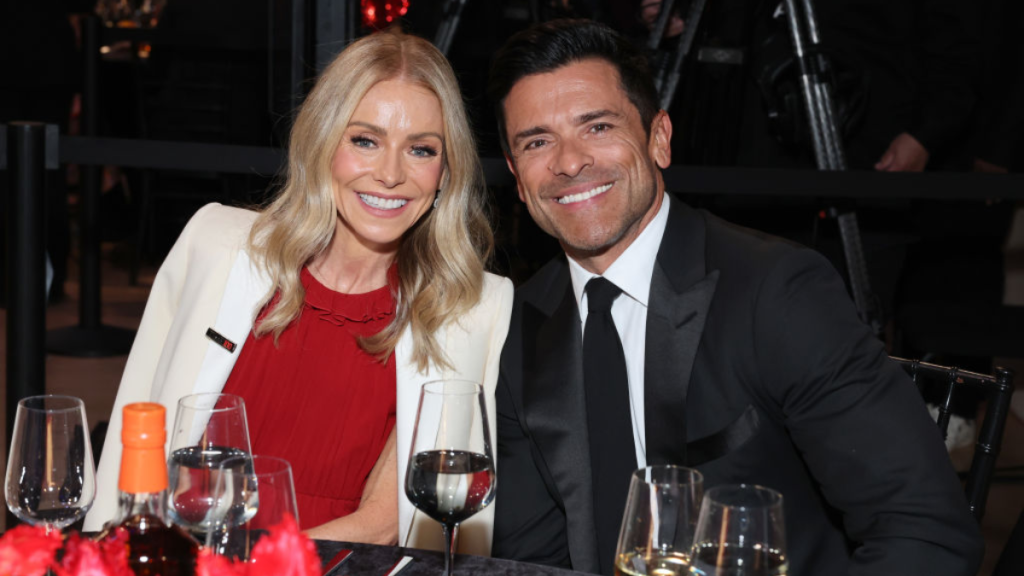 Mark Consuelos Kelly Ripa