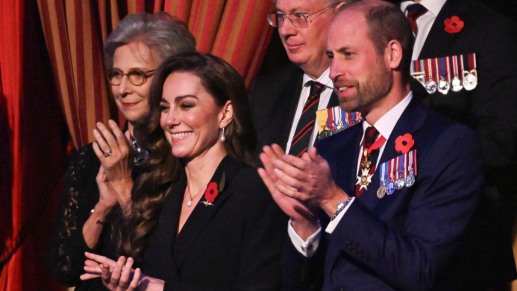 Kate Middleton Red Poppy