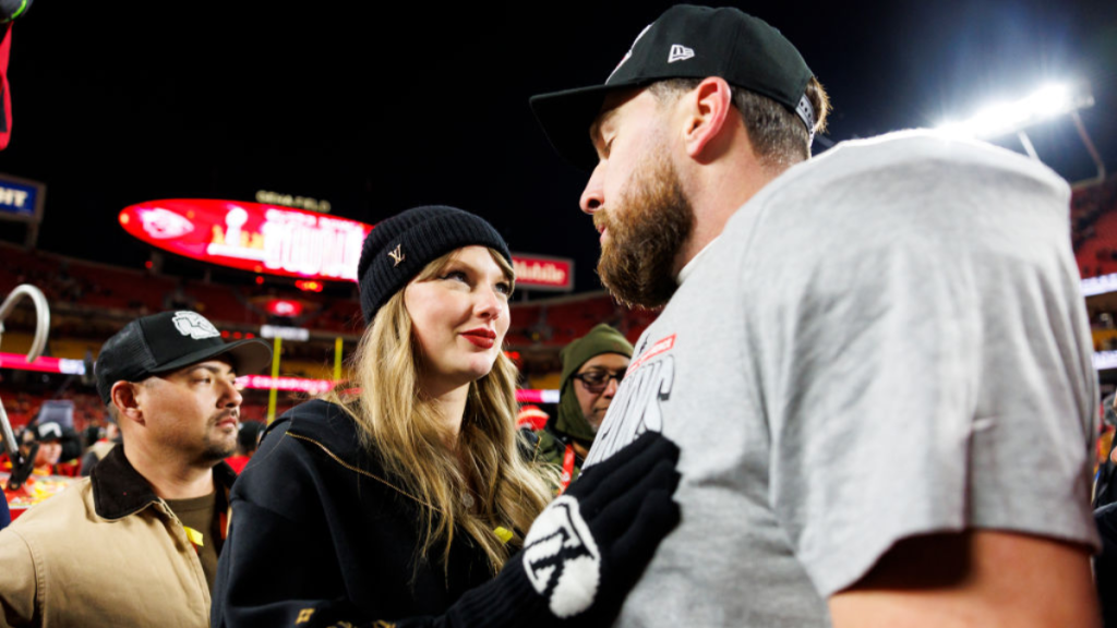 Taylor Swift Travis Kelce